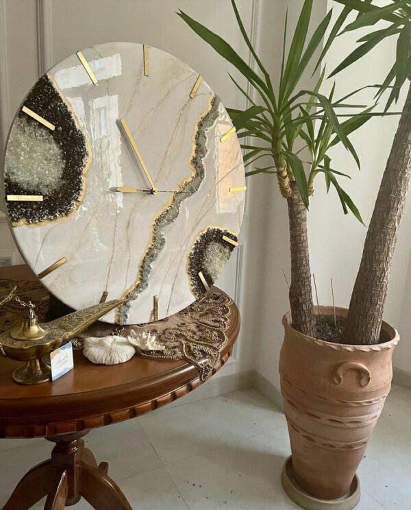 Decorative Resin wall clock