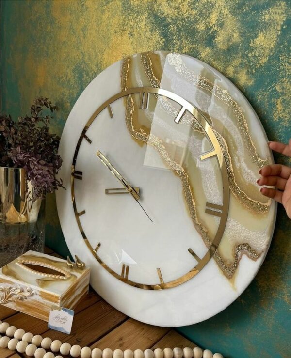 Decorative Resin wall clock